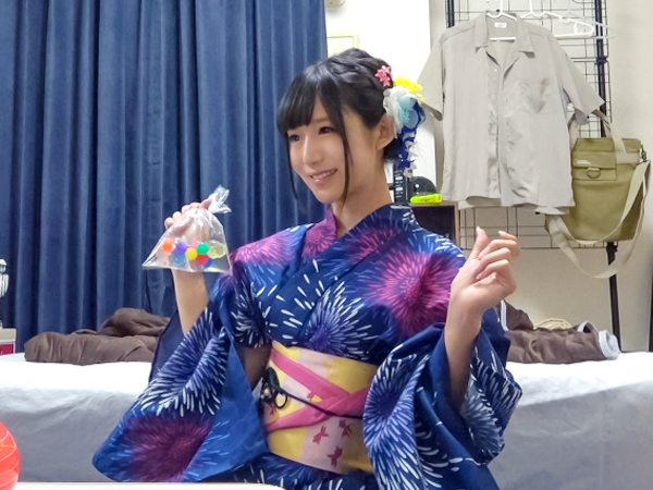 【浴衣美女盗撮】口説き落とした素人娘を密室でSEX！発情したオマ●コにチ●ポを挿入し、淫乱な雌顔に豹変♥︎夏祭りの後の熱い夜に、浴衣から覗く色っぽい肌がたまらない！