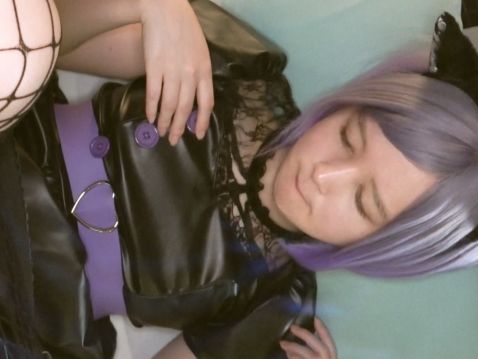 ＜素人×コス＞色白で美脚桃尻のコンカフェ嬢♪コス着衣SEXでナマ挿入♡パイパンまんこに生ハメ鬼突き絶叫アクメでイキ乱れ♪