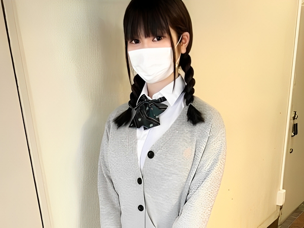 【制服美少女の豊満おっぱい】『気持ちいい…♡』実りのある美巨乳でチンポを優しく包み込み、男を骨抜きにする！制服姿の美少女が男根の餌食になり、エッチな表情で乱れまくる！！
