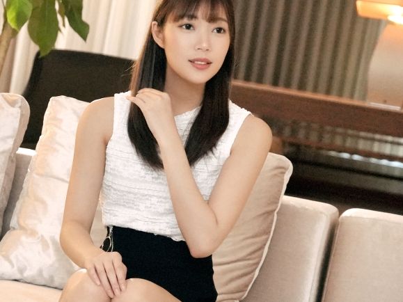 【久々セックスに悶絶】『気持ち良すぎ…』美乳お姉さんが久々のチンポに夢中！騎乗位で激しく腰を振りまくる姿がエロすぎる♥悶絶必至の濃厚プレイに興奮MAX！
