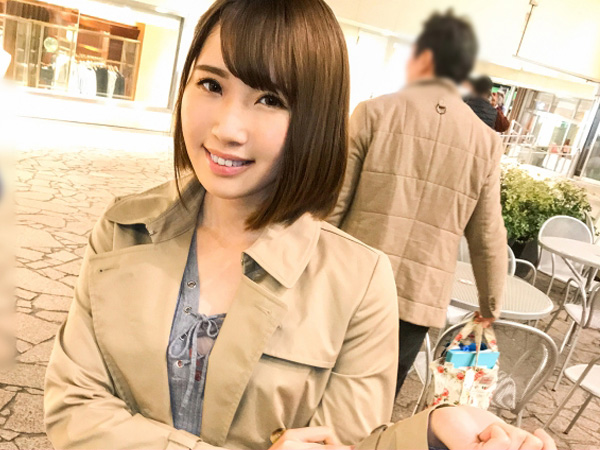 【禁断の家庭内】『お父さん、やめて…』無垢な娘がパパの欲望に翻弄され、Tバック美尻で誘惑♥ 家庭内での背徳セックスに溺れる！