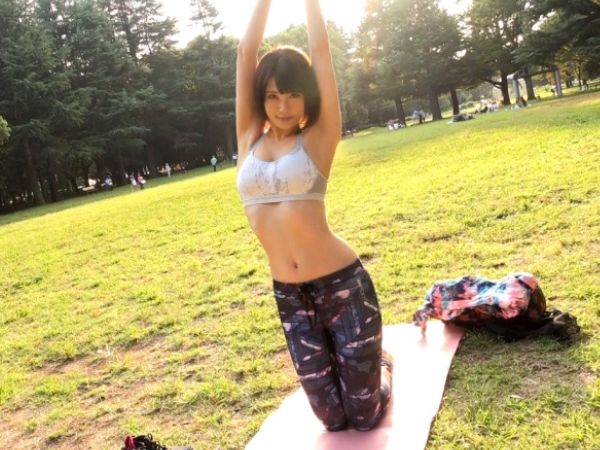 【公園で見つけた美ボディ】『ダメ…感じる…』ヨガで鍛えたスレンダー美女がナンパされ、引き締まったカラダを激しく責められベッドで悶絶！感度抜群のカラダがエロすぎる♡