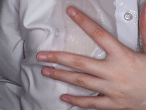 【貧乳素人】10代だけどきりっとした感じで大人っぽいね！でも肌のピチピチさとかは間違いない！香り立つエロスに興奮必至！