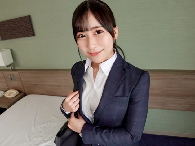 【新卒OLの初々しい誘惑】『ダメ…ここじゃ…』スーツ姿のフレッシュ女子が黒パンストをビリビリに破かれ、ぷるぷるおっぱいを揺らしながらオフィスでパコパコ！敏感おマンコを激しく突かれて感じまくり！♡