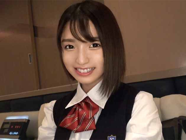 【制服美少女の裏バイト】『お金が欲しいの…』無垢な少女がオジサンと危険なハメ撮り♡制服姿でエッチな要求に応え、可愛い顔にザーメンぶっかけ！！