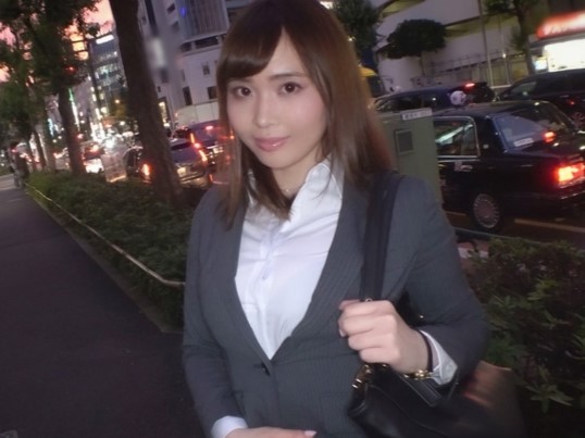 【むちむちOLの淫乱覚醒】『ダメ…仕事中なのに…』エロすぎるボディのお姉さんが職場でこっそりオマンコ刺激！膣内を弄られ濡れまくるいやらしいマンコがエロすぎる！！