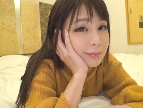 【爆乳素人さんAVデビュー】『気持ち良すぎて…』H大好きなボインお姉さんがプロ技クンニ＆手マンで連続絶頂！間髪入れずにイきまくる姿がエロすぎる♡