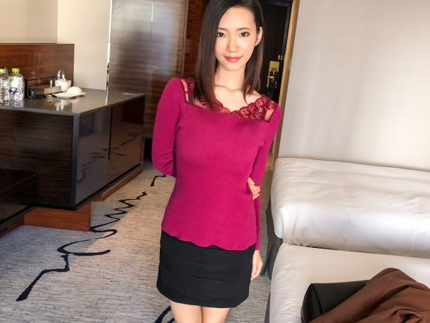 【スレンダーちっぱいお姉さん】『感じちゃう…』フリーライターの貧乳ボディが正常位で揺れ、騎乗位でスレンダーな全身がエロく輝く！ちっぱい好きにはたまらない！♡